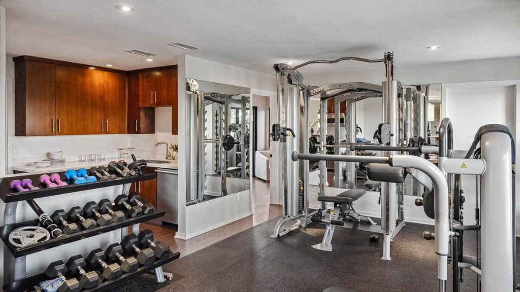 Chris Evans Lists $7 Million Hollywood Hills Mansion