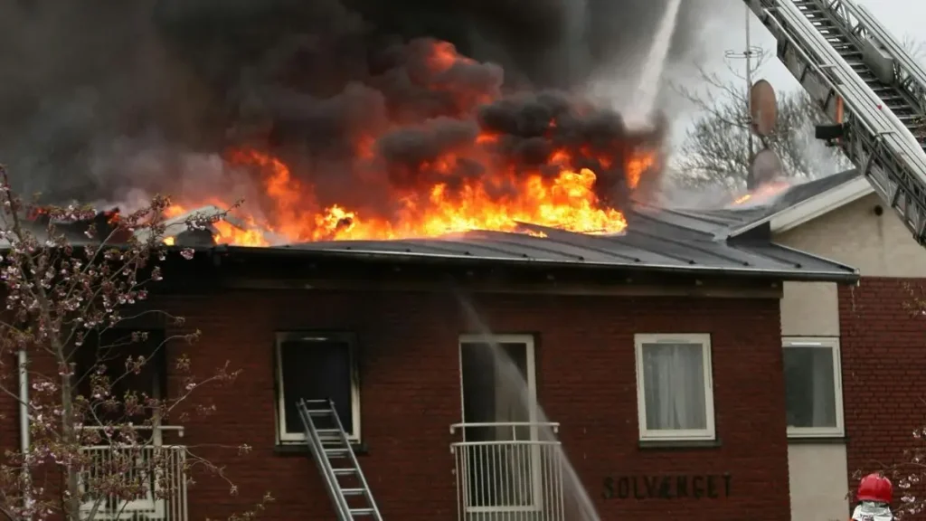 Two dead in Chelan House Fire