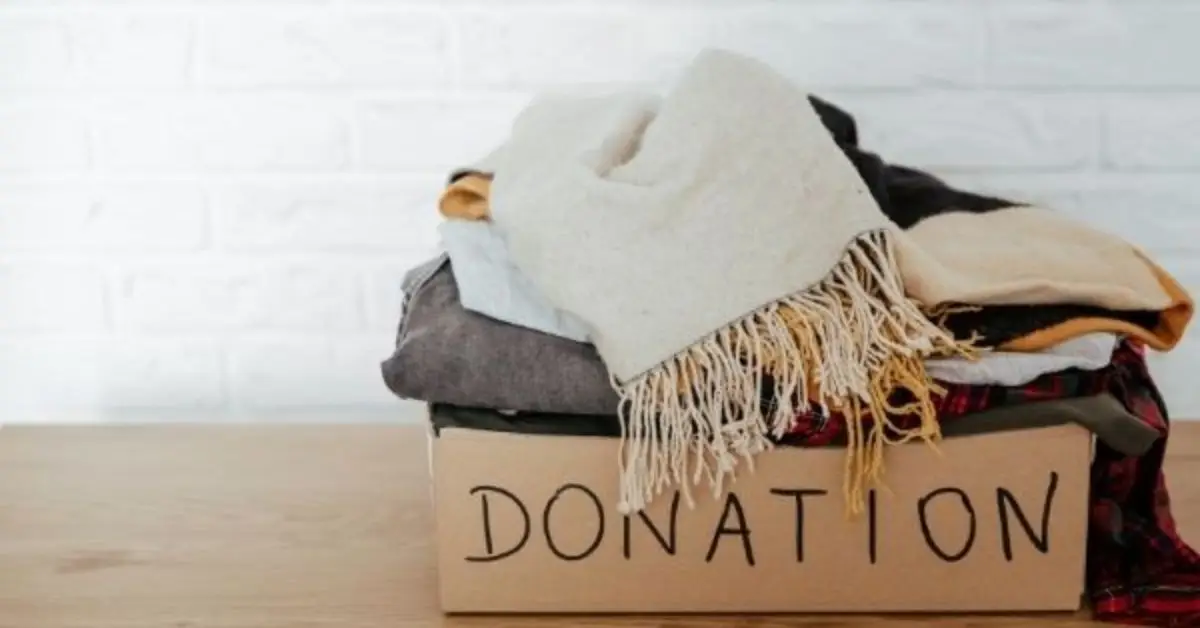 things to throw away to declutter