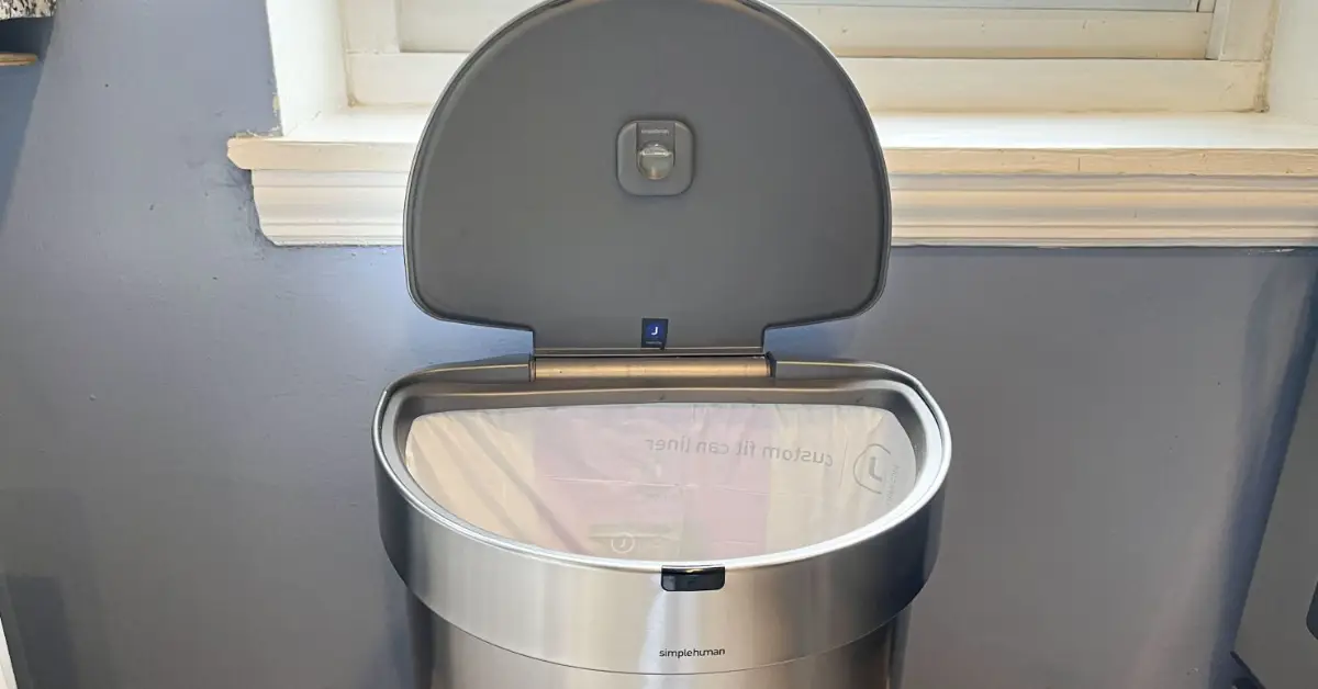 how to stop bin smells