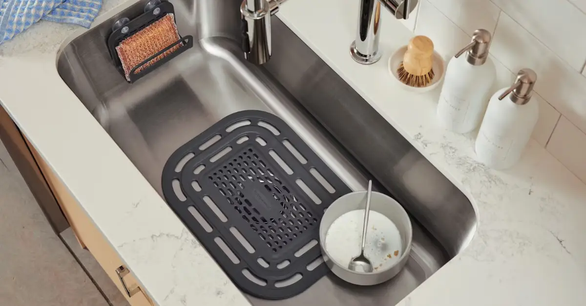 how to remove pink stains from sink